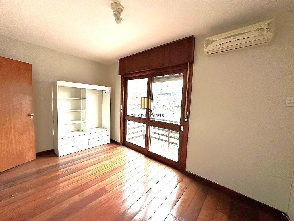 Apartamento 4 dormitórios no bairro Floresta