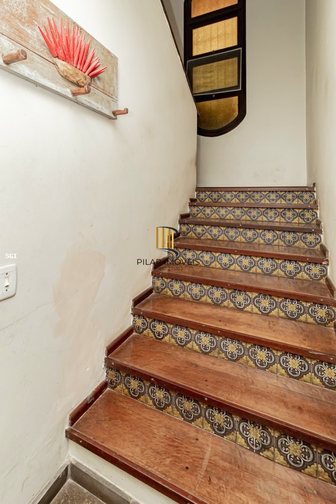 Casa 4 dormitórios no bairro Cristal