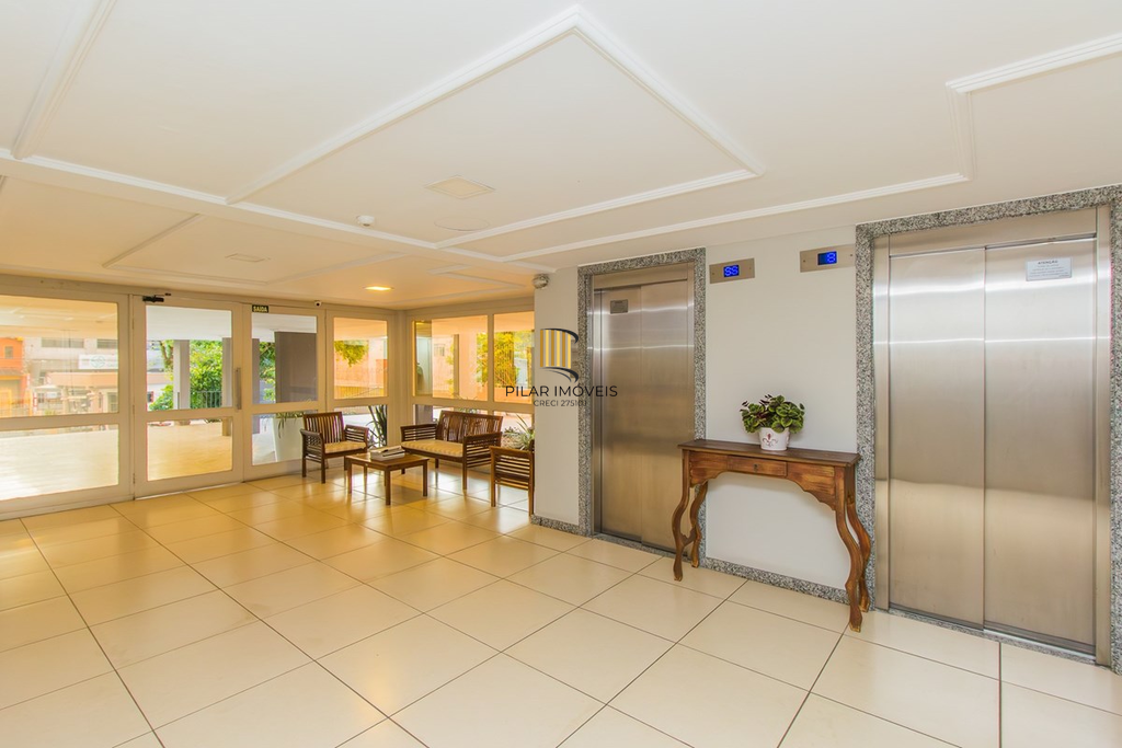 Apartamento 2 dormitórios no bairro Centro