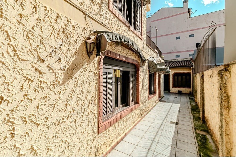 Casa 3 dormitórios no bairro Passo da Areia
