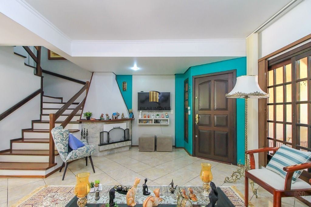 Casa 3 dormitórios no bairro Cavalhada