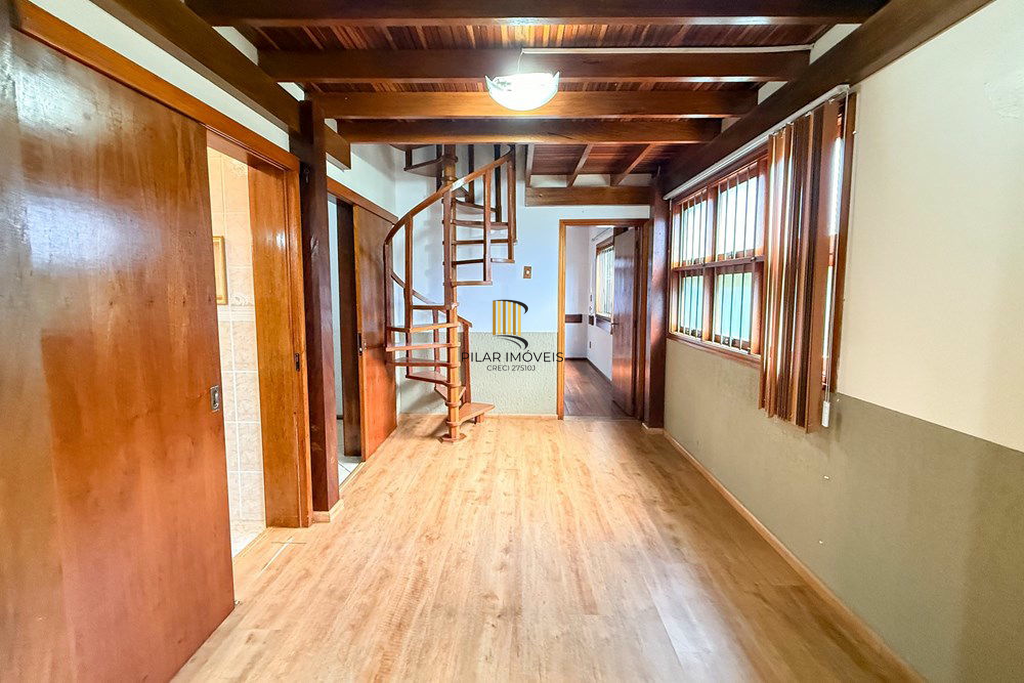 Casa 5 dormitórios no bairro São José