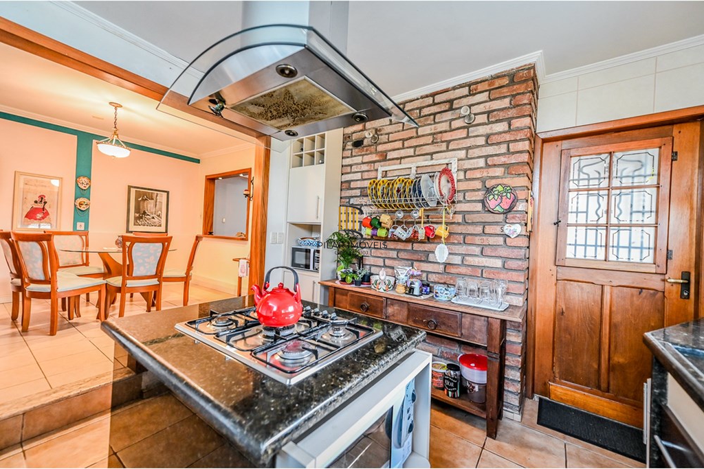 Casa de Condomínio 4 dormitórios no bairro Santa Tereza