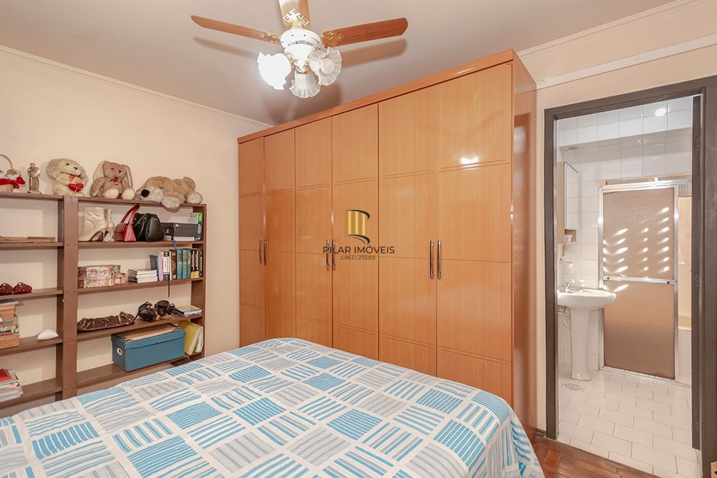 Casa 6 dormitórios no bairro São Sebastião