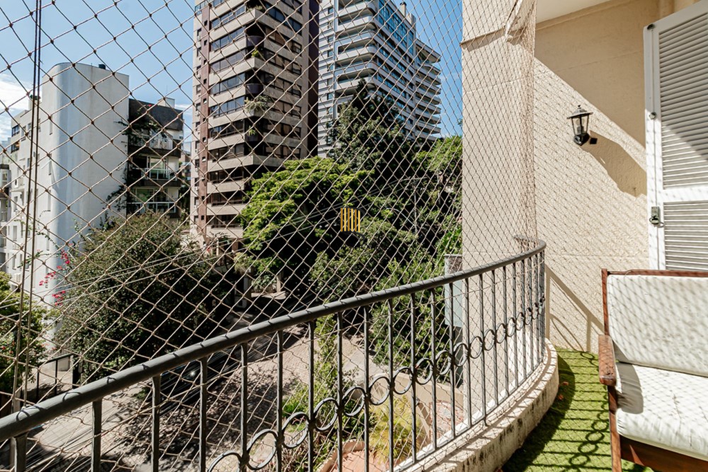 Apartamento 3 dormitórios no bairro Mont Serrat