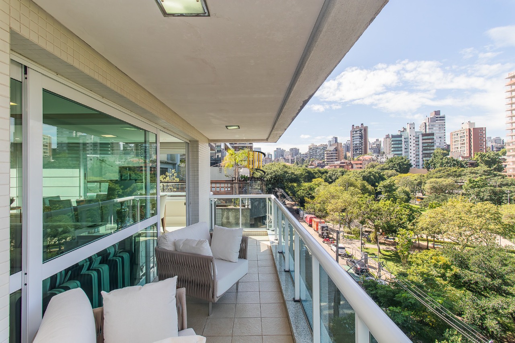 Apartamento 3 dormitórios no bairro Bela Vista