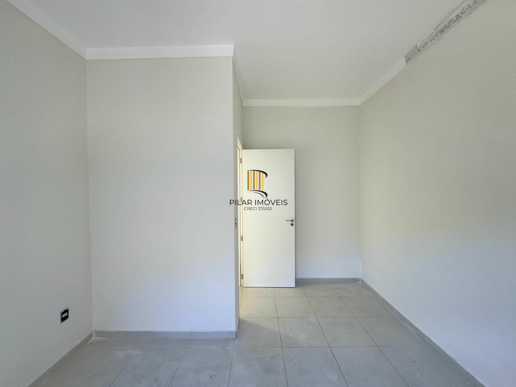 Casa de Condomínio 2 dormitórios no bairro Olaria