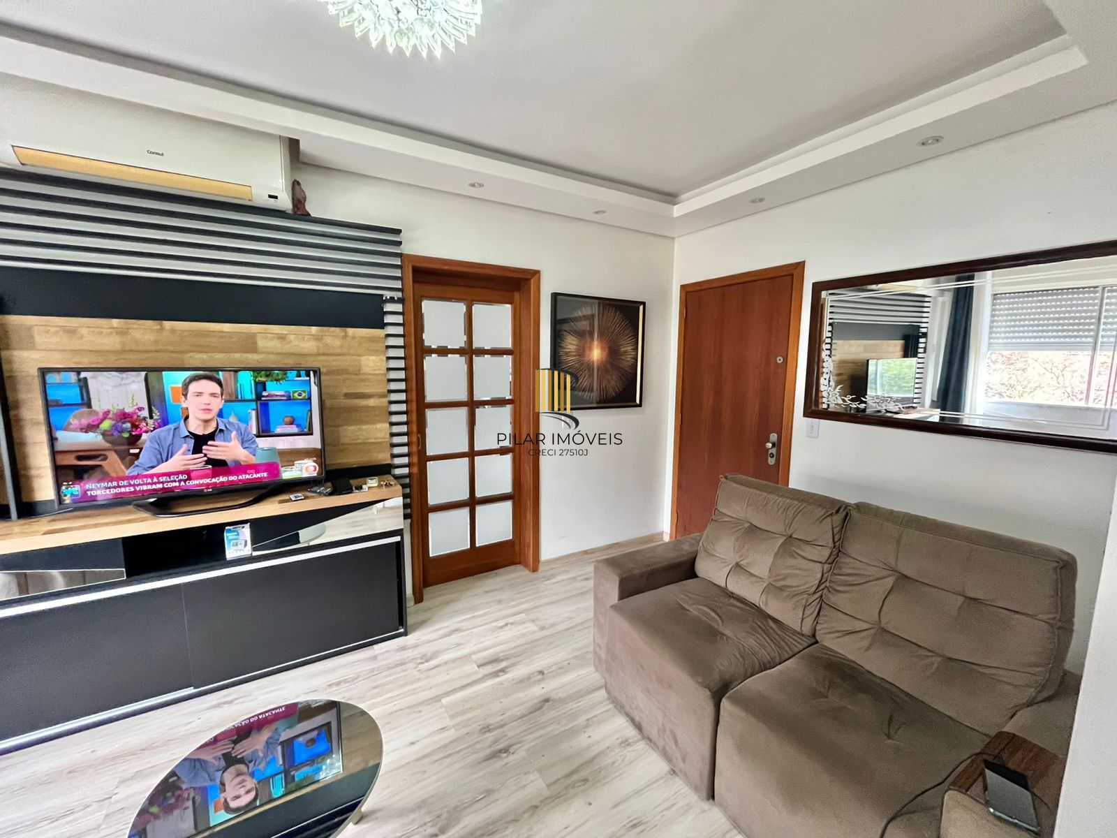 Apto de 02 dorm, mobiliado, transformado em 01 dorm, com vaga no Passo da Areia
