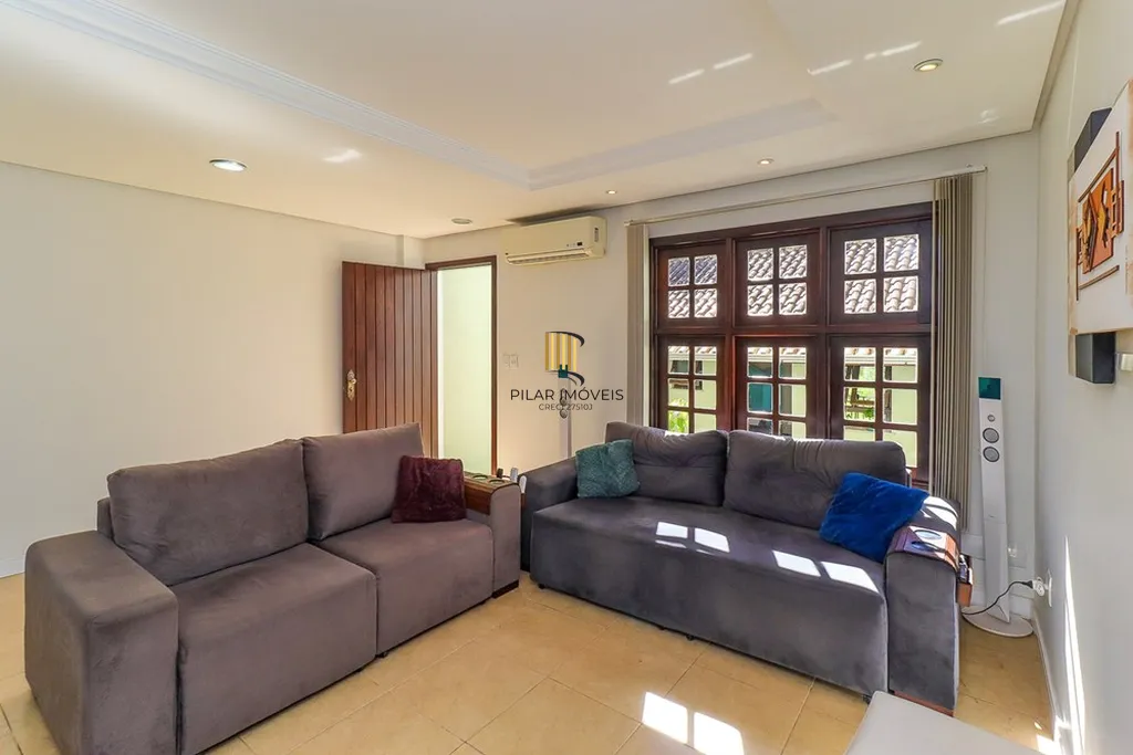 Casa 3 dormitórios no bairro Sarandi