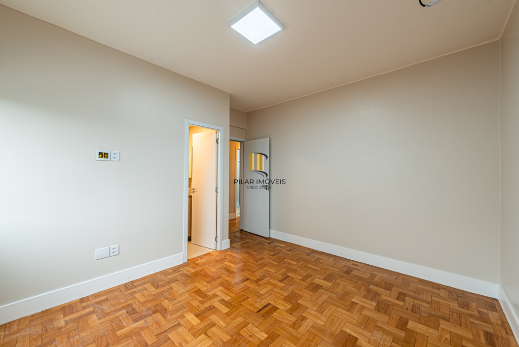 Apartamento 3 dormitórios no bairro Bom Fim