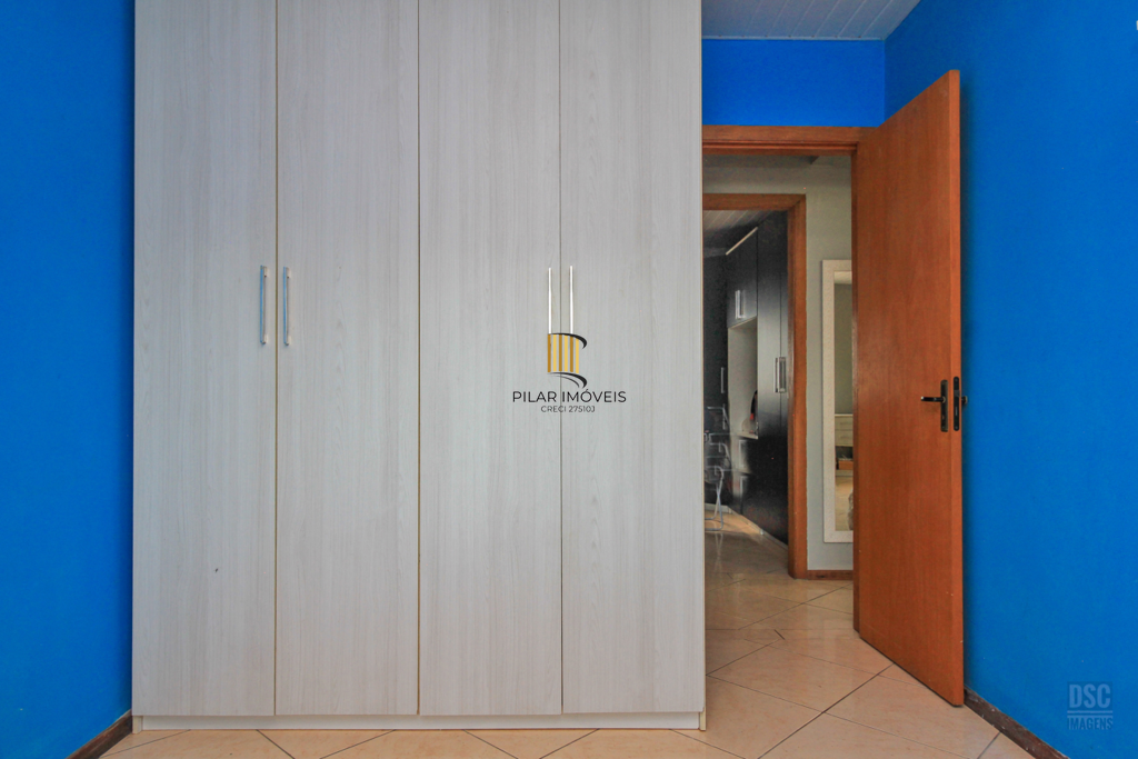 Casa 2 dormitórios no bairro Hípica