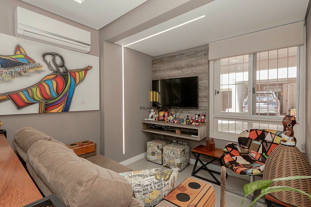 Casa 3 dormitórios no bairro Ipanema