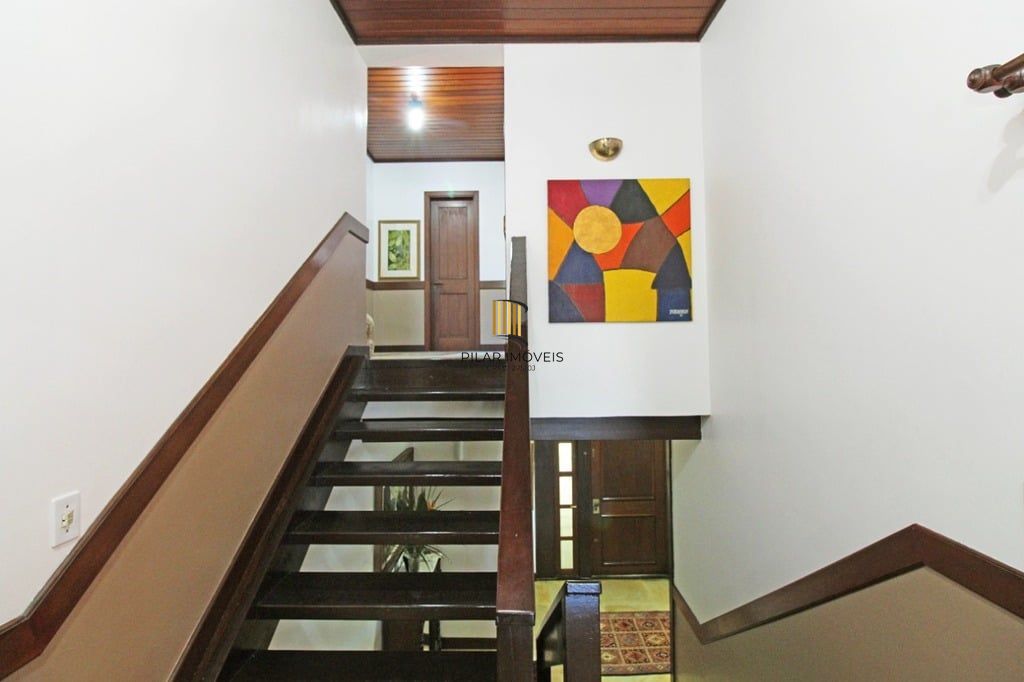 Casa de Condomínio 4 dormitórios no bairro Santa Tereza