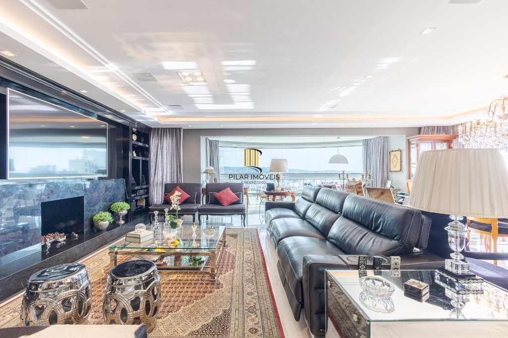 Apartamento 3 dormitórios no bairro Bela Vista