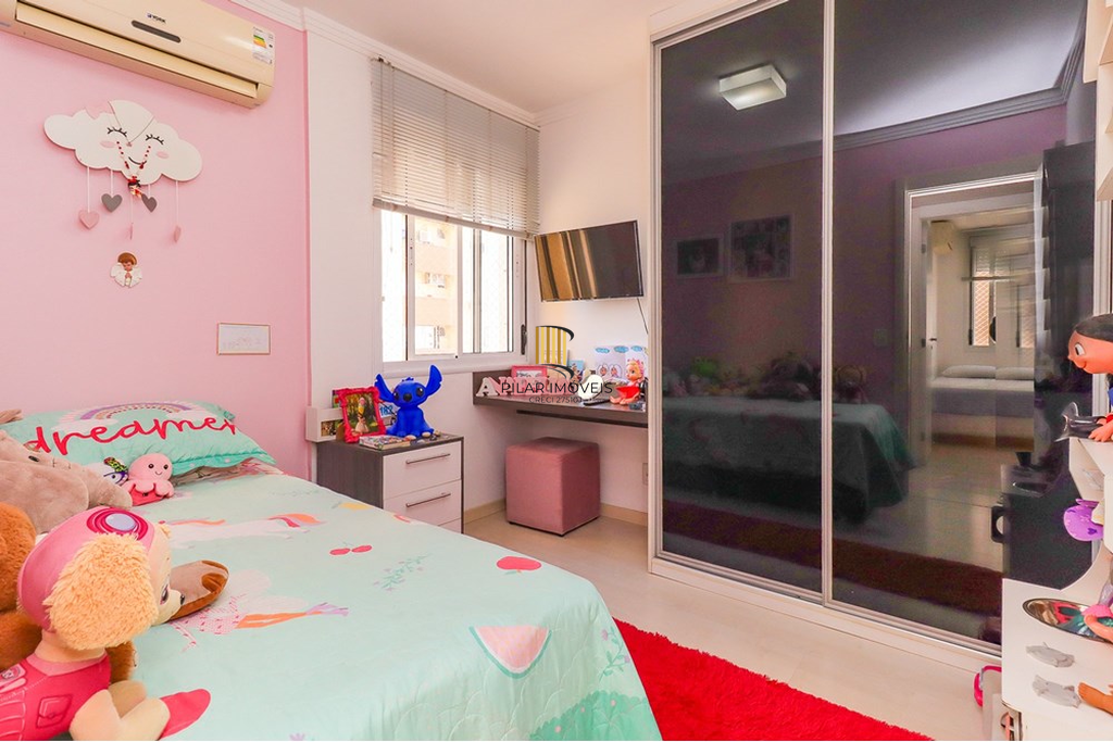 Apartamento 3 dormitórios no bairro Vila Ipiranga