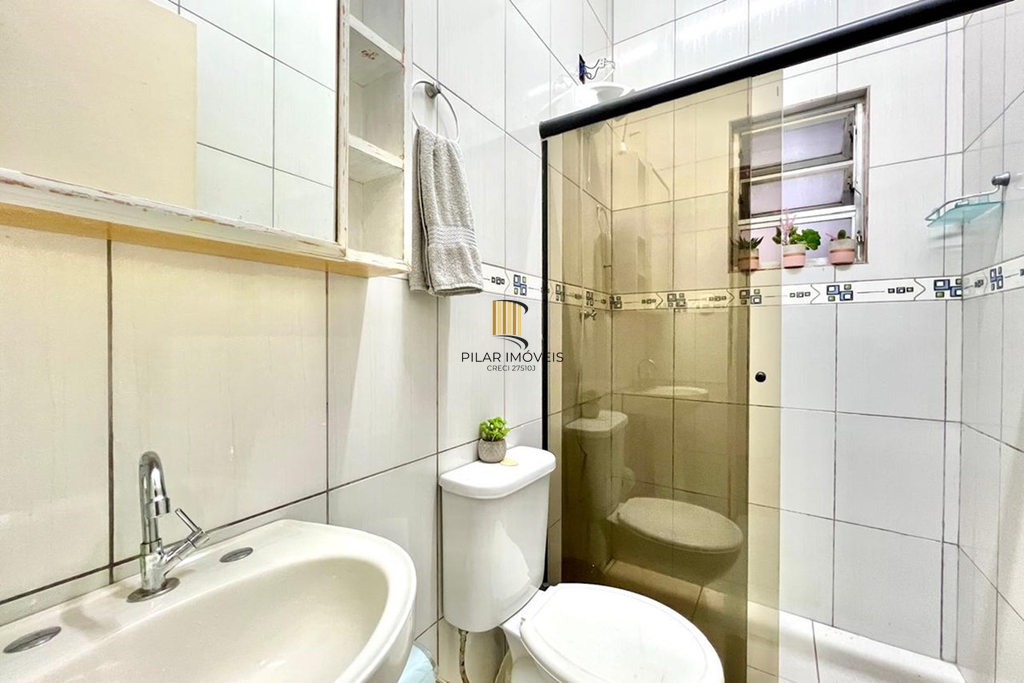 Casa 2 dormitórios no bairro Niterói