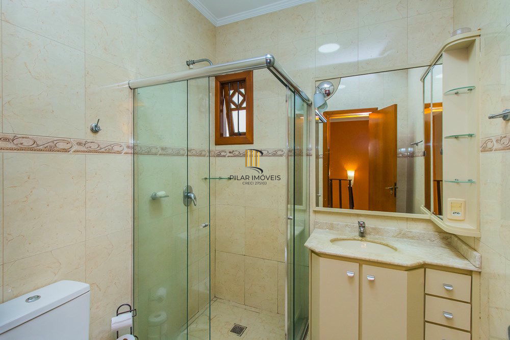 Casa 4 dormitórios no bairro Moinhos de Vento