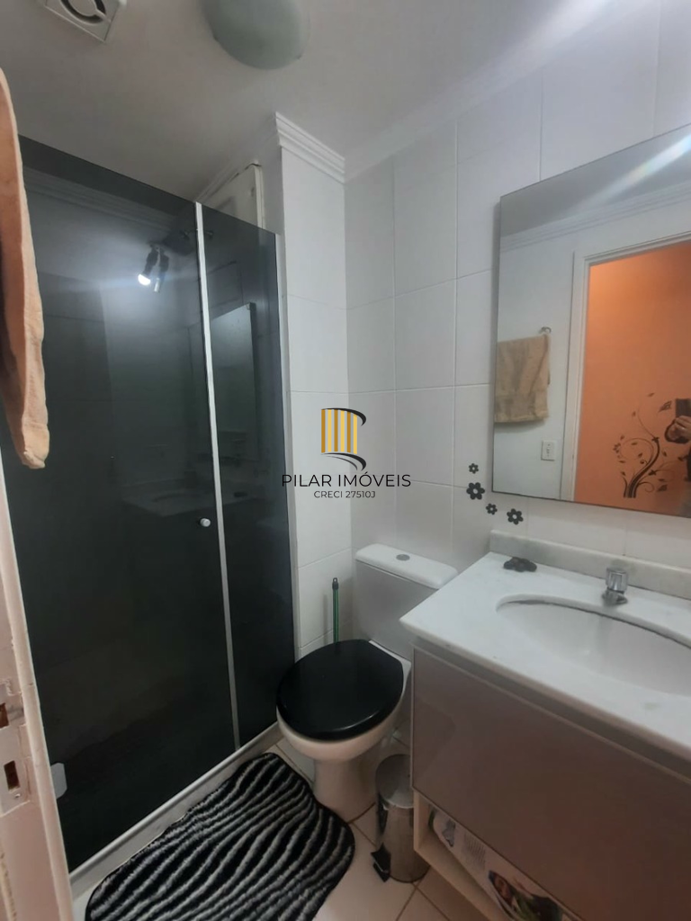 Apartamento 2 dormitórios no bairro Glória