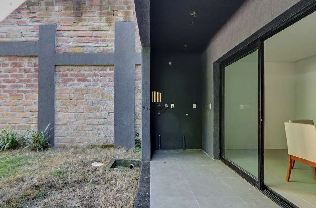Casa 3 dormitórios no bairro Chácara das Pedras