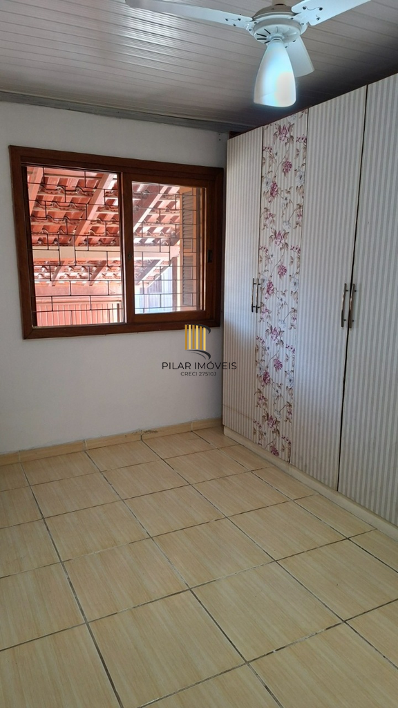 Casa 2 dormitórios no bairro Costa e Silva