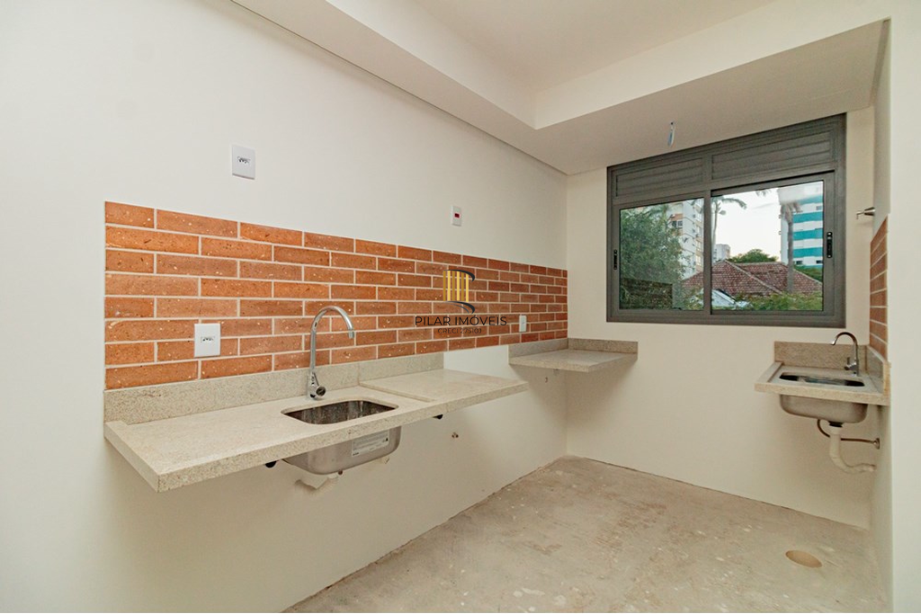 Apartamento 2 dormitórios no bairro Bom Fim