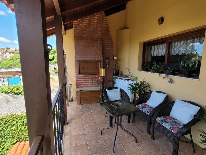 Casa 3 dormitórios no bairro Tristeza