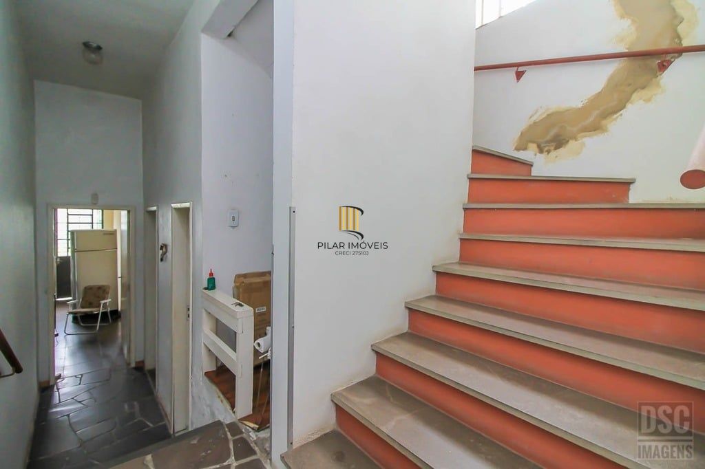 Casa 3 dormitórios no bairro Glória