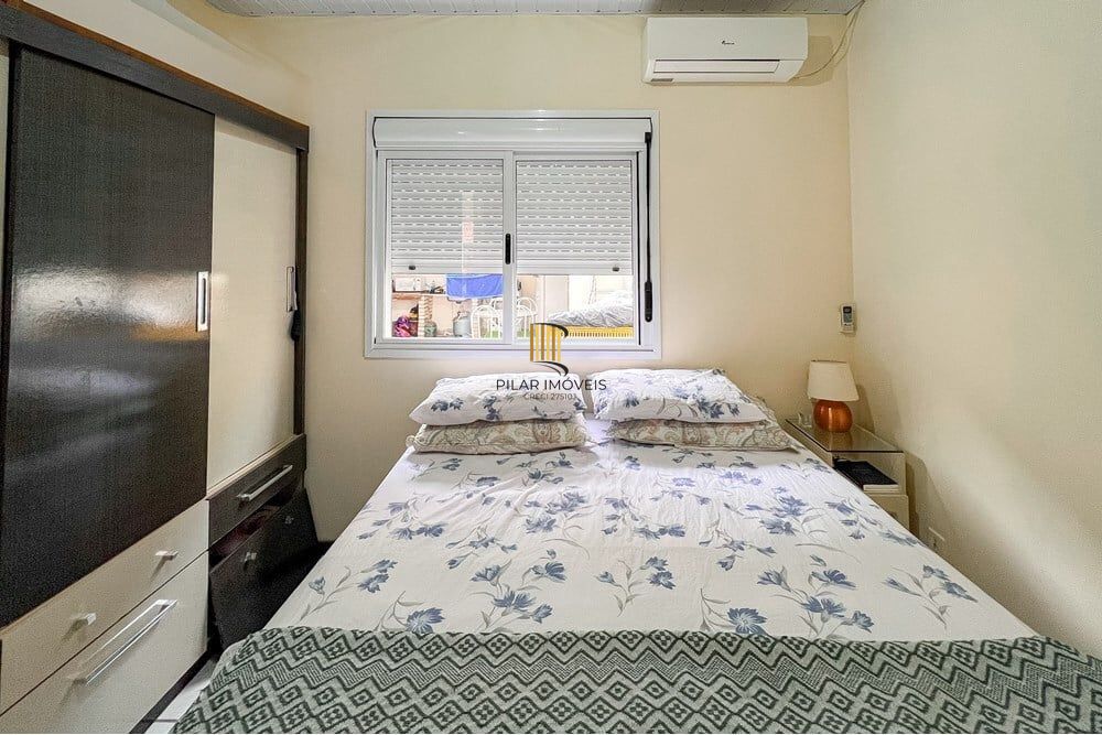 Casa de Condomínio 2 dormitórios no bairro Olaria