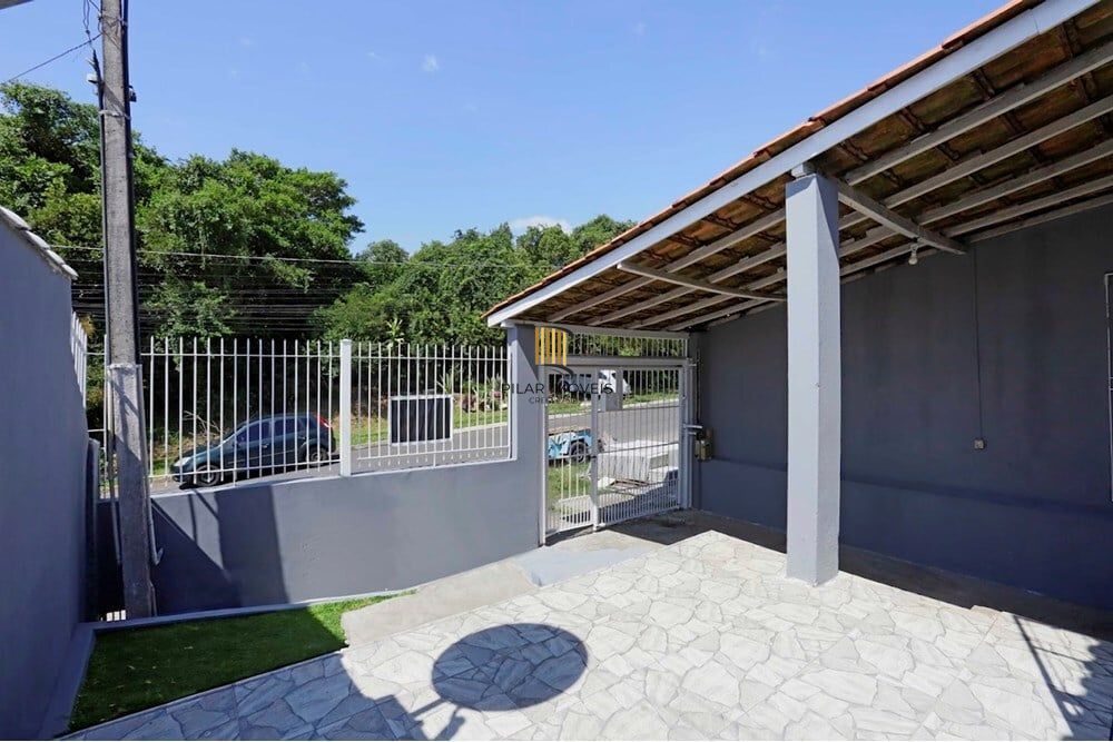 Casa 2 dormitórios no bairro Jardim Algarve