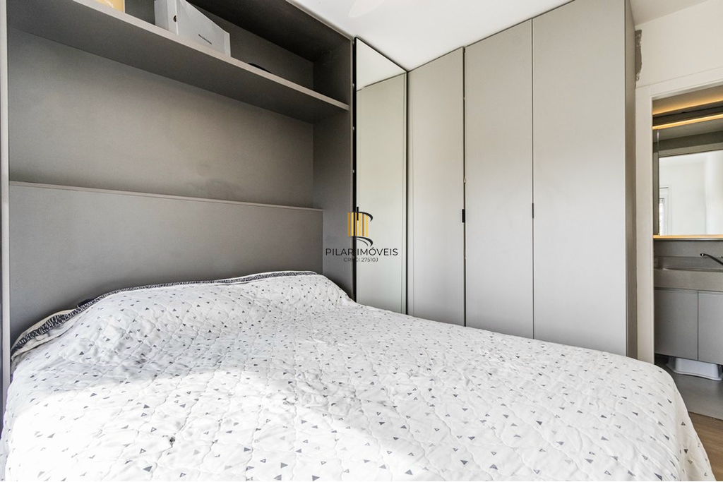 Apartamento 2 dormitórios no bairro Azenha