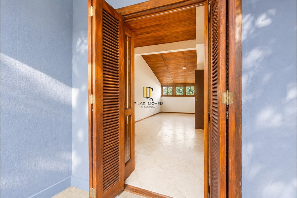 Casa de Condomínio 3 dormitórios no bairro Ipanema