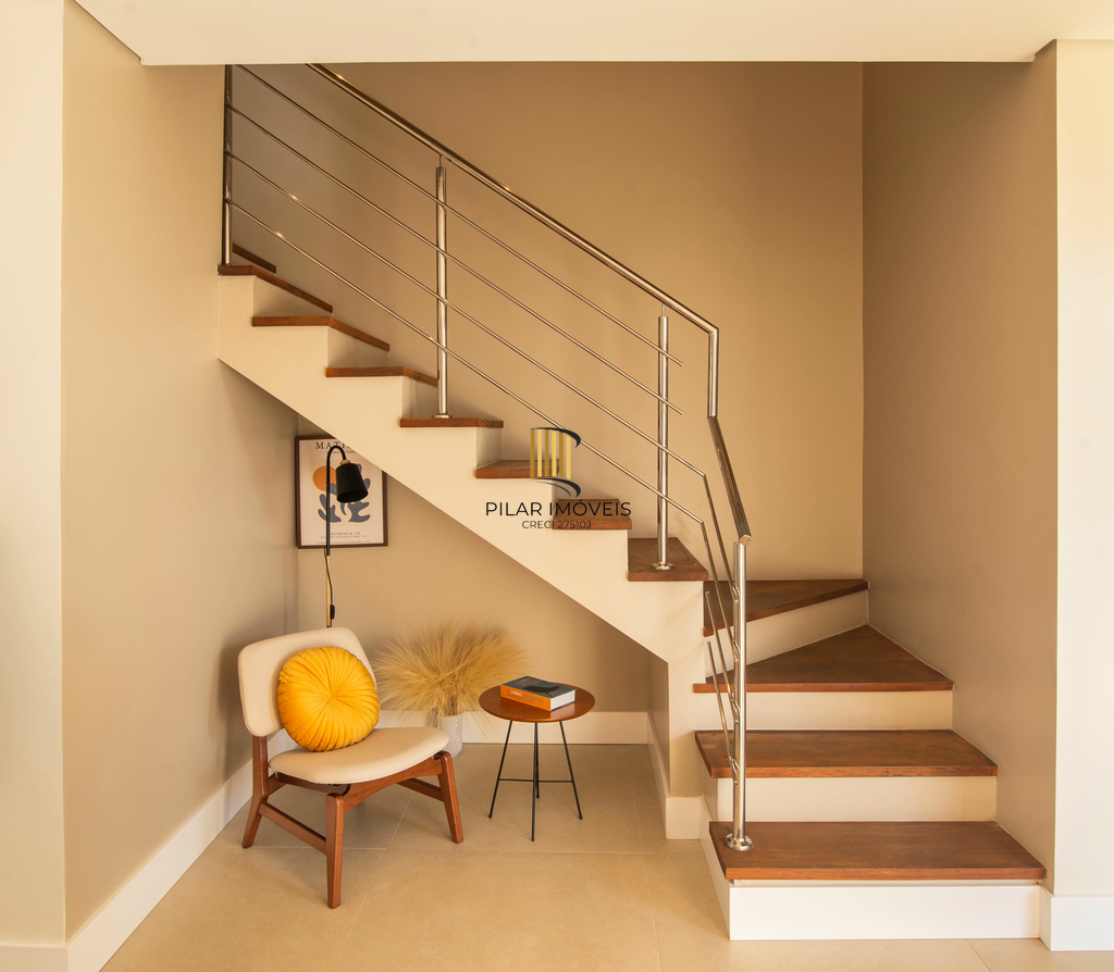 Casa de Condomínio 3 dormitórios no bairro Barnabé