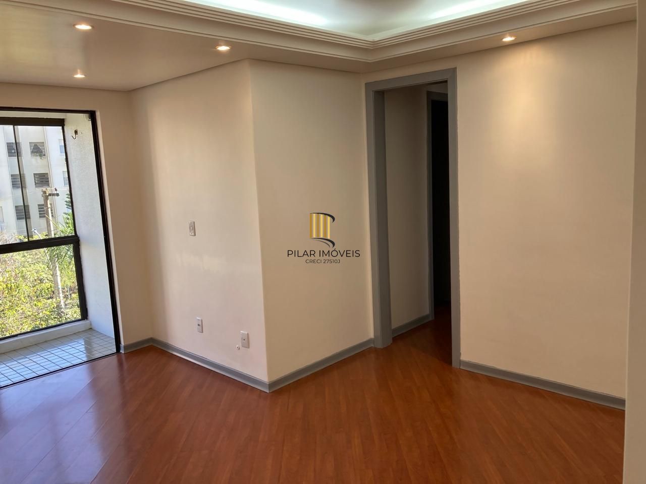 Apto 03 dorm, 01 vaga, elevador, sacada e churrasqueira ao lado da Cassol