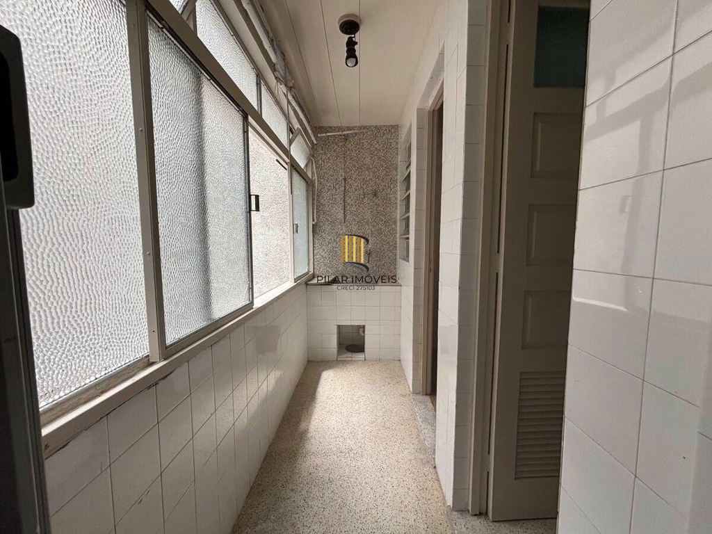 Apartamento 2 dormitórios no bairro Bom Fim