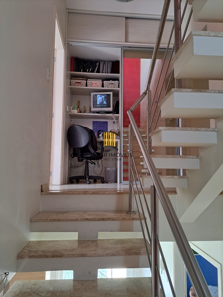 Casa 4 dormitórios no bairro Cristal