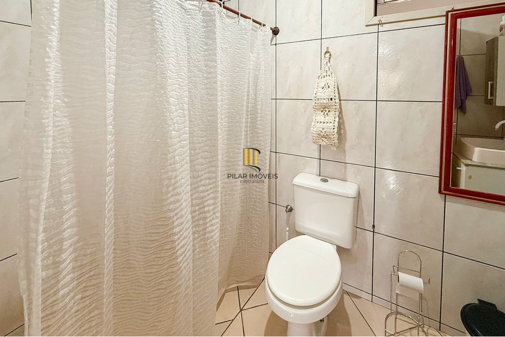 Casa 2 dormitórios no bairro Capão da Cruz