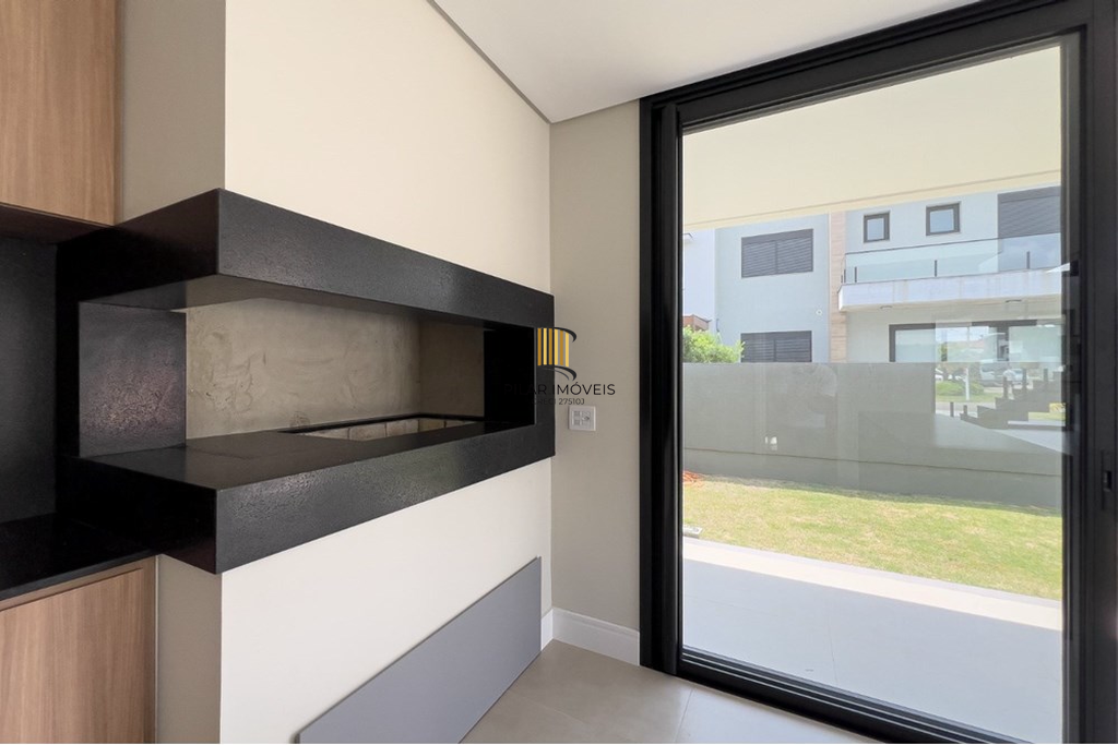 Casa de Condomínio 1 dormitório no bairro Centro