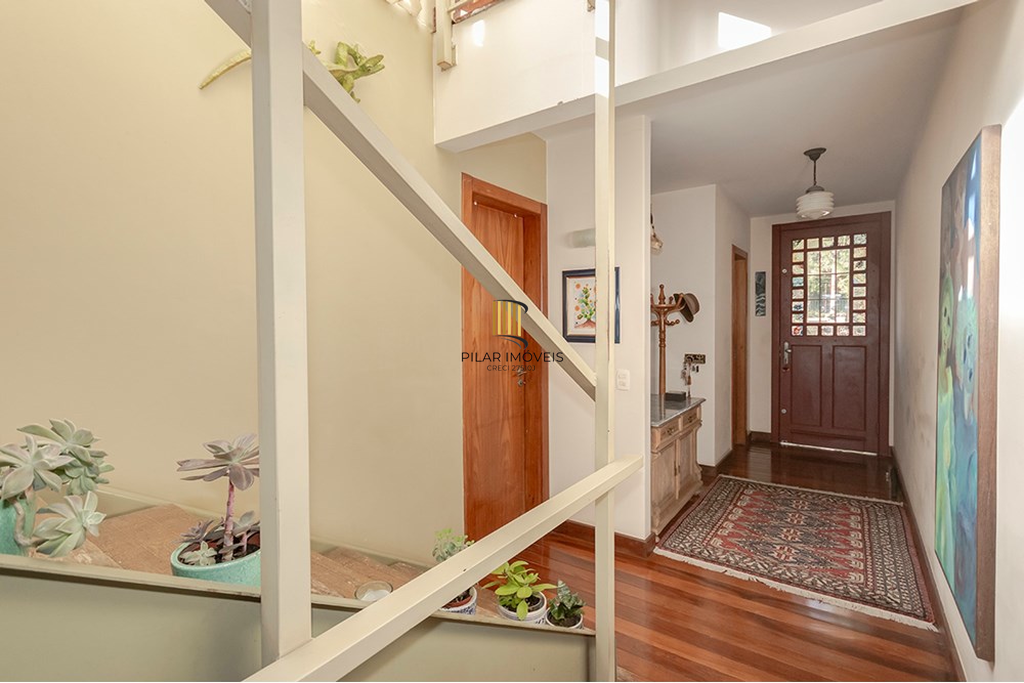 Casa 3 dormitórios no bairro Chácara das Pedras