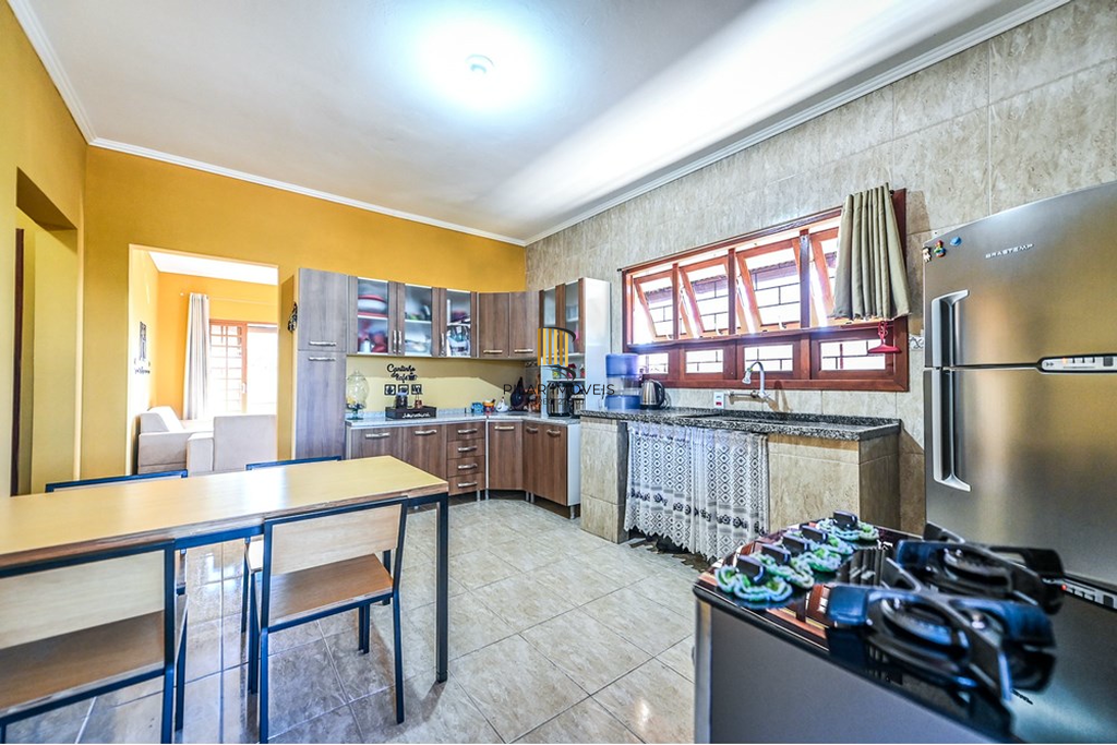 Casa 2 dormitórios no bairro Agronomia