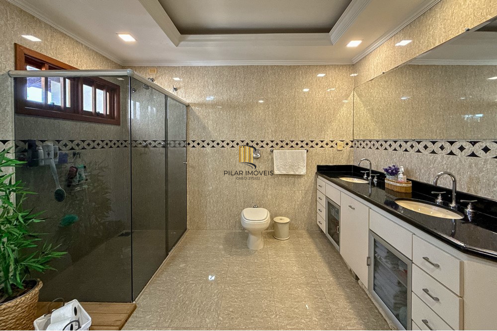 Casa 4 dormitórios no bairro São José