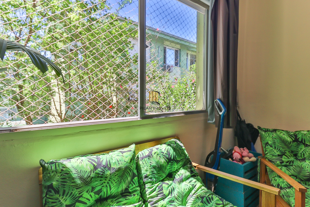 Casa 2 dormitórios no bairro Camaquã