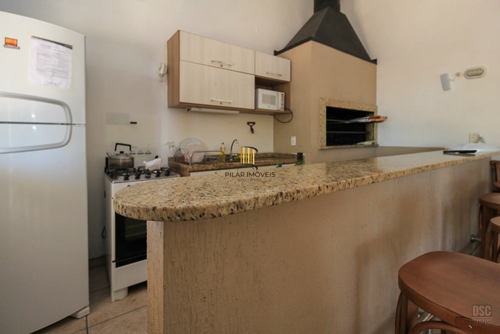 Casa de Condomínio 3 dormitórios no bairro São Sebastião