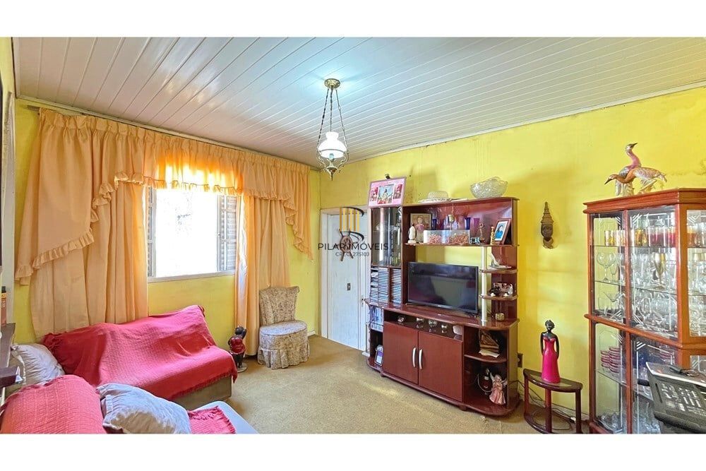 Casa 3 dormitórios no bairro Partenon