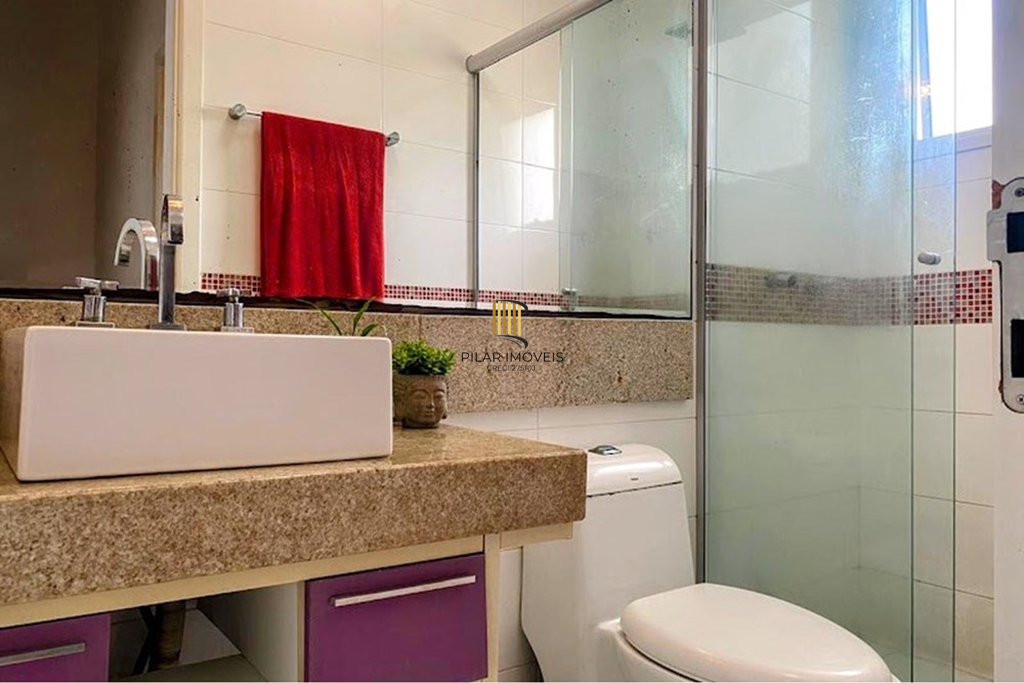 Casa de Condomínio 4 dormitórios no bairro Estância Velha