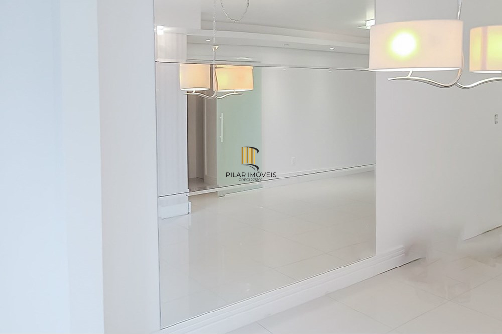 Apartamento 2 dormitórios no bairro Centro