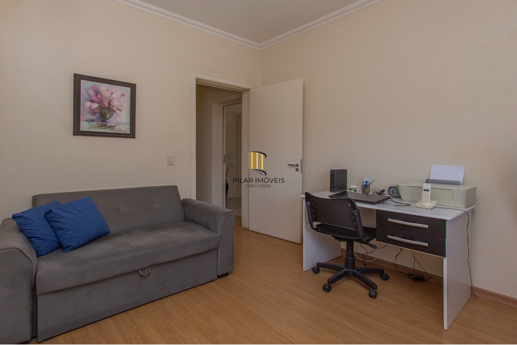 Casa 5 dormitórios no bairro Vila Ipiranga