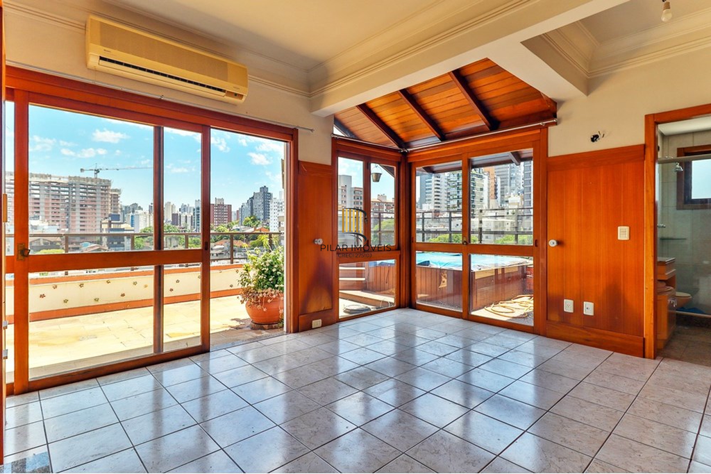 Cobertura 3 dormitórios no bairro Petrópolis