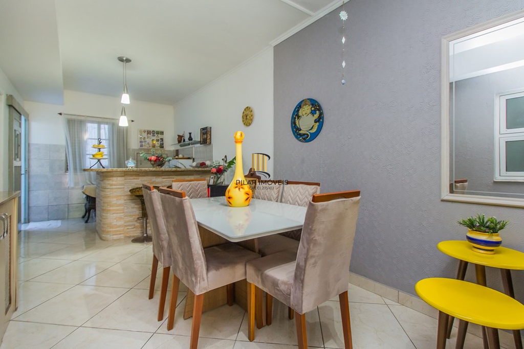 Casa de Condomínio 3 dormitórios no bairro Marechal Rondon