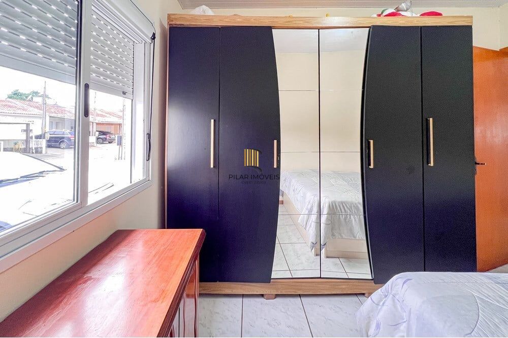 Casa de Condomínio 2 dormitórios no bairro Olaria