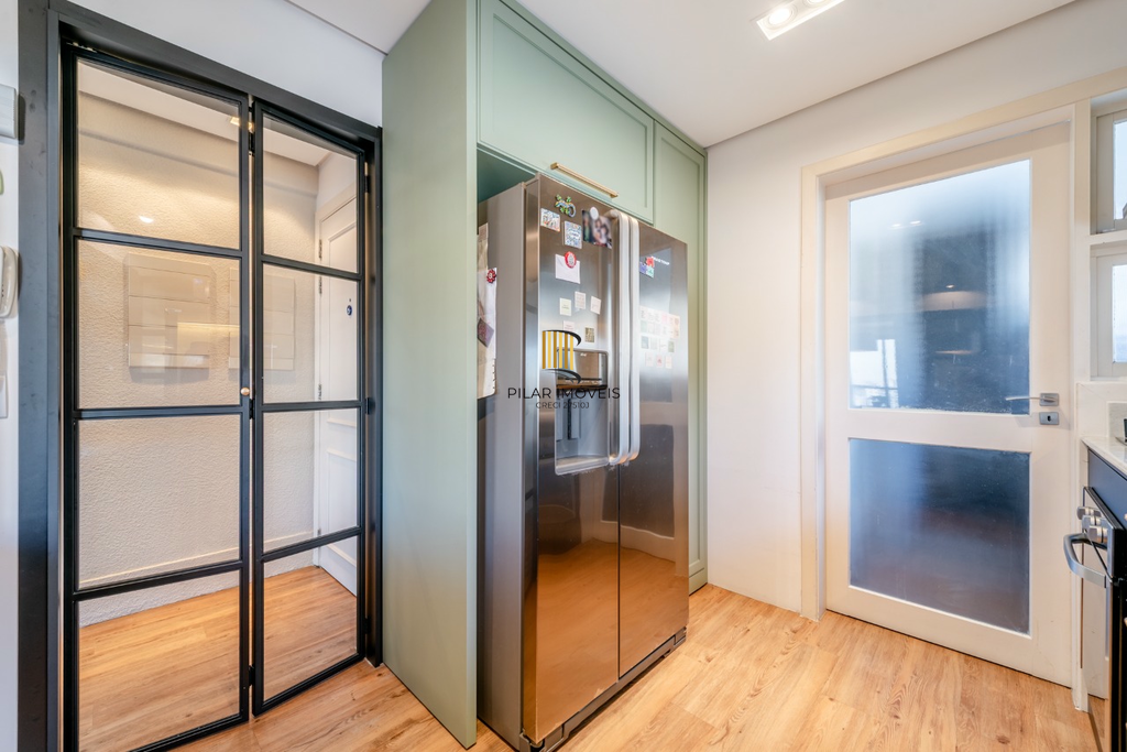 Apartamento 2 dormitórios no bairro Mont Serrat